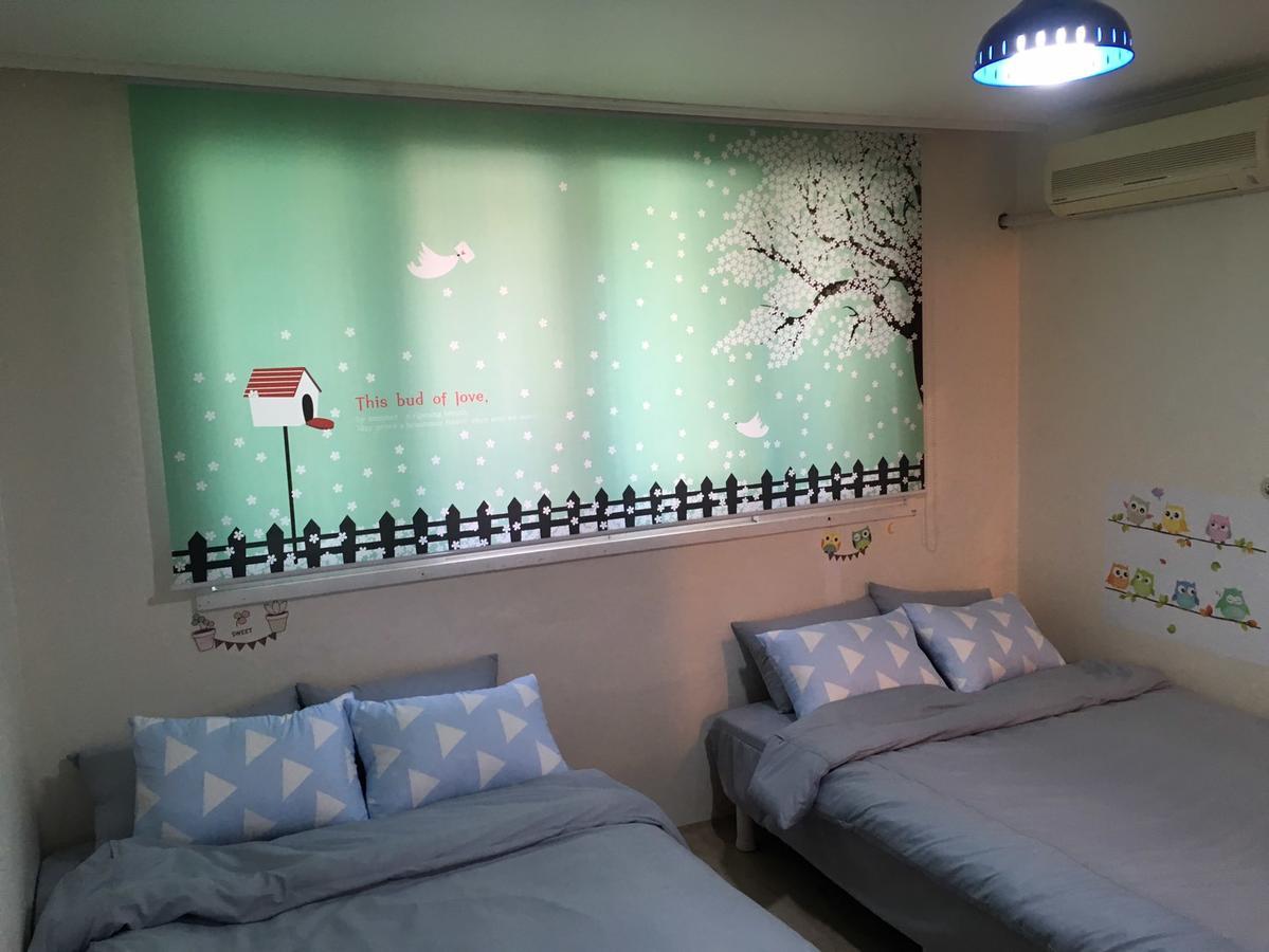 Отель Kiki House Hongdae 2 Сеул Экстерьер фото