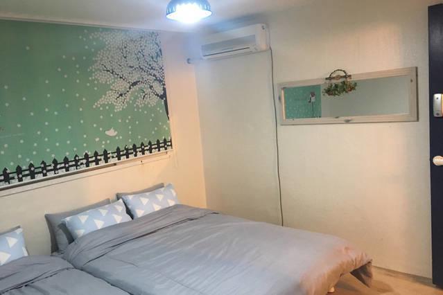 Отель Kiki House Hongdae 2 Сеул Экстерьер фото