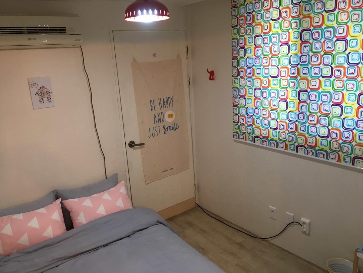 Отель Kiki House Hongdae 2 Сеул Экстерьер фото